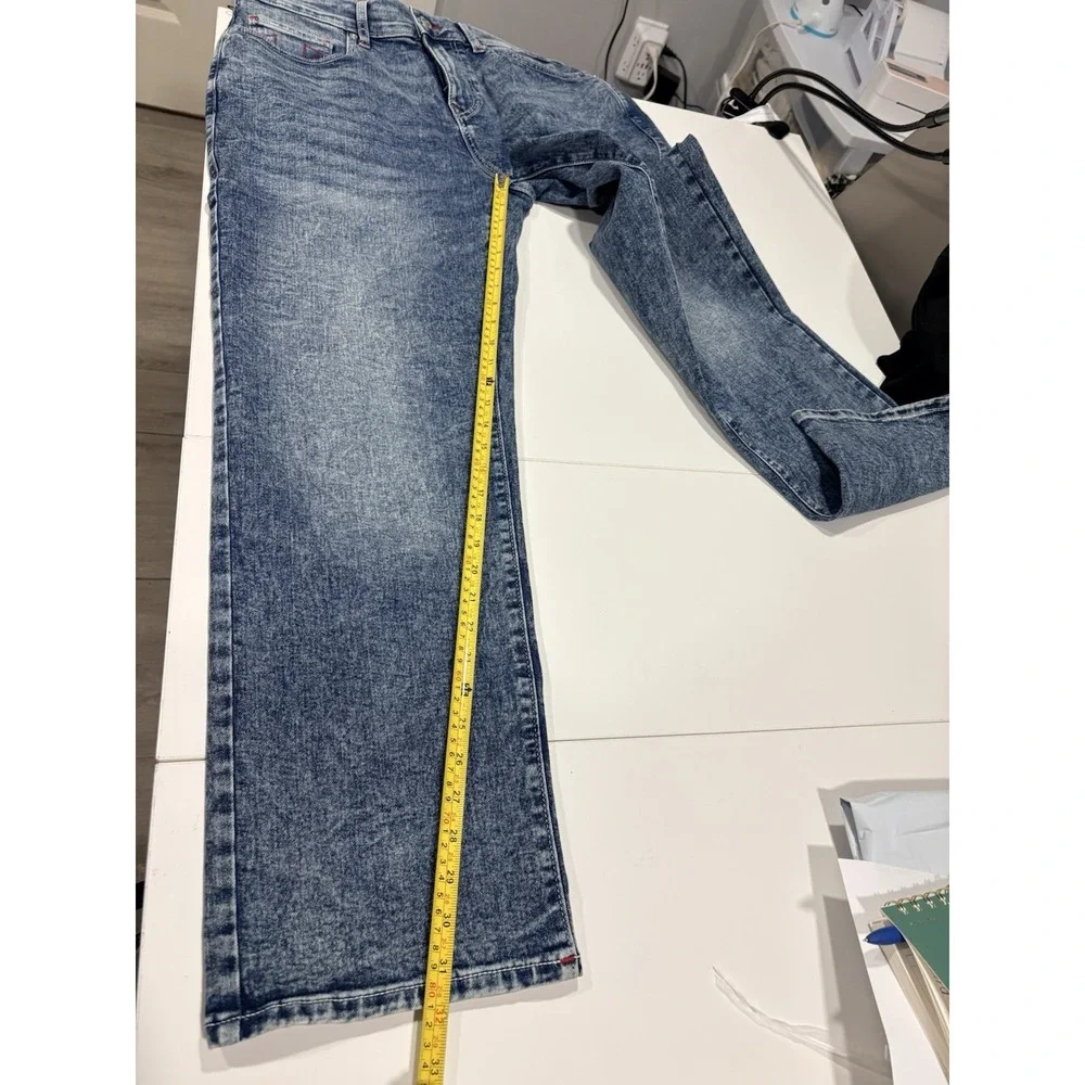 True Religion Bobby Relaxed Baggy Jeans Men's 32x32 Acid Wash Blue NWT